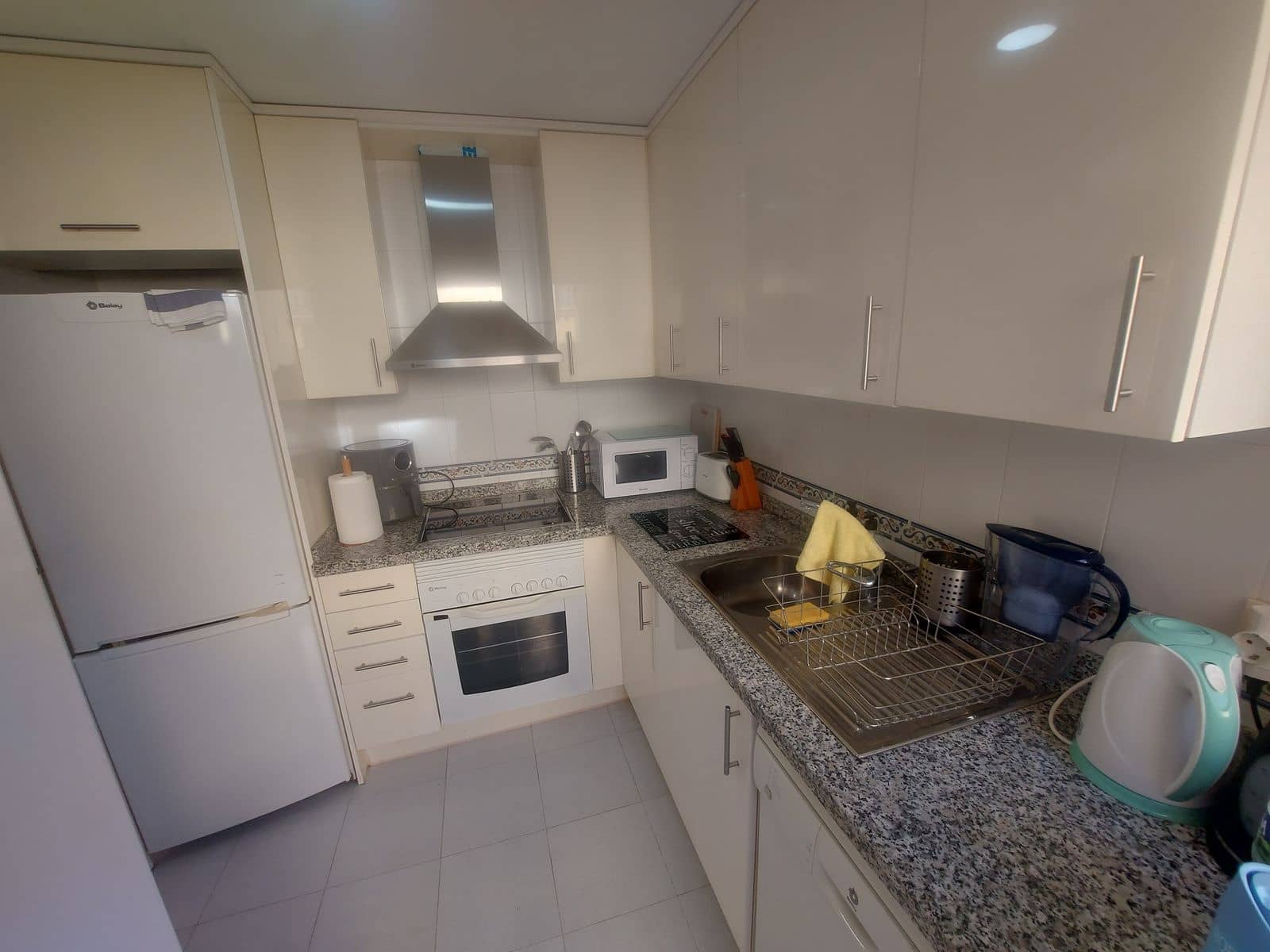 2 makuuhuone Kattohuoneisto myytävänä paikassa La Duquesa / Puerto de la Duquesa - 255 000 € (Ref: 10097847)