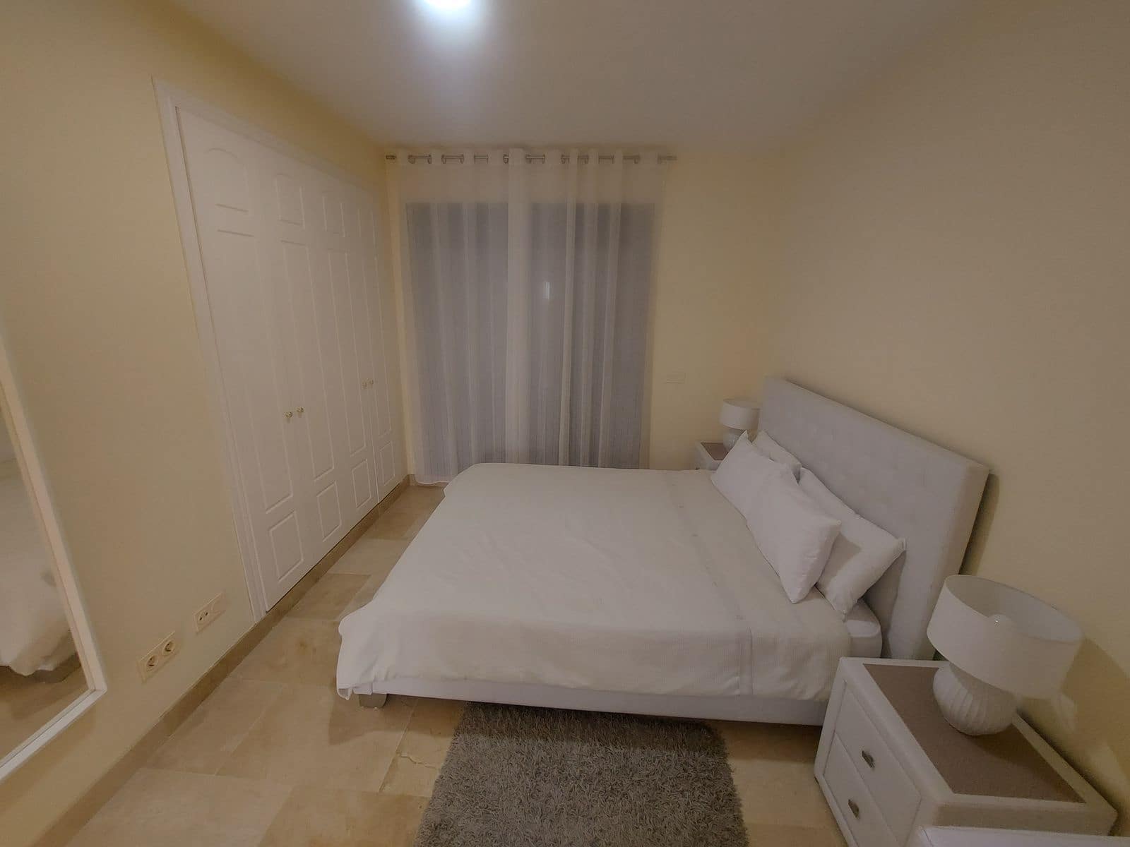 2 makuuhuone Kattohuoneisto myytävänä paikassa La Duquesa / Puerto de la Duquesa - 255 000 € (Ref: 10097847)