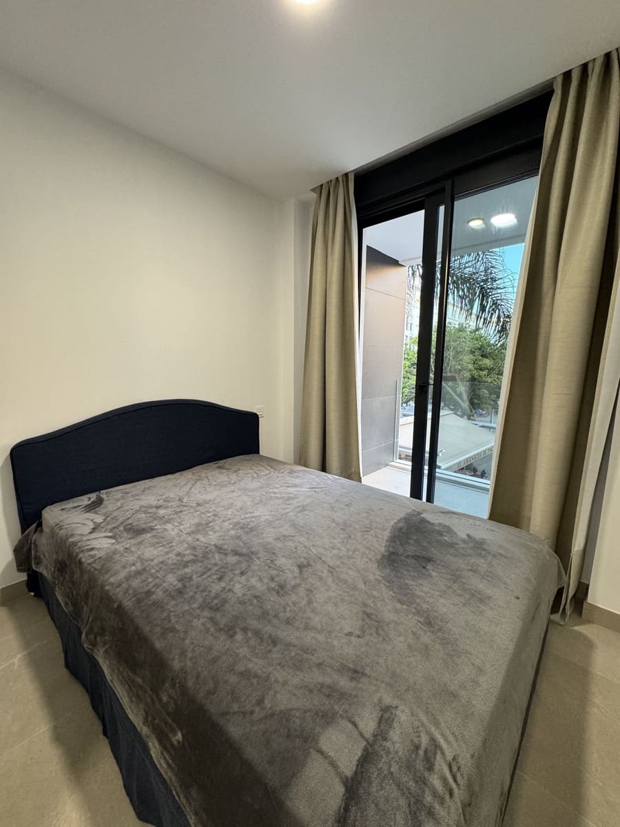 2 bedroom Apartment for sale in Estepona - € 695,000 (Ref: 10097849)