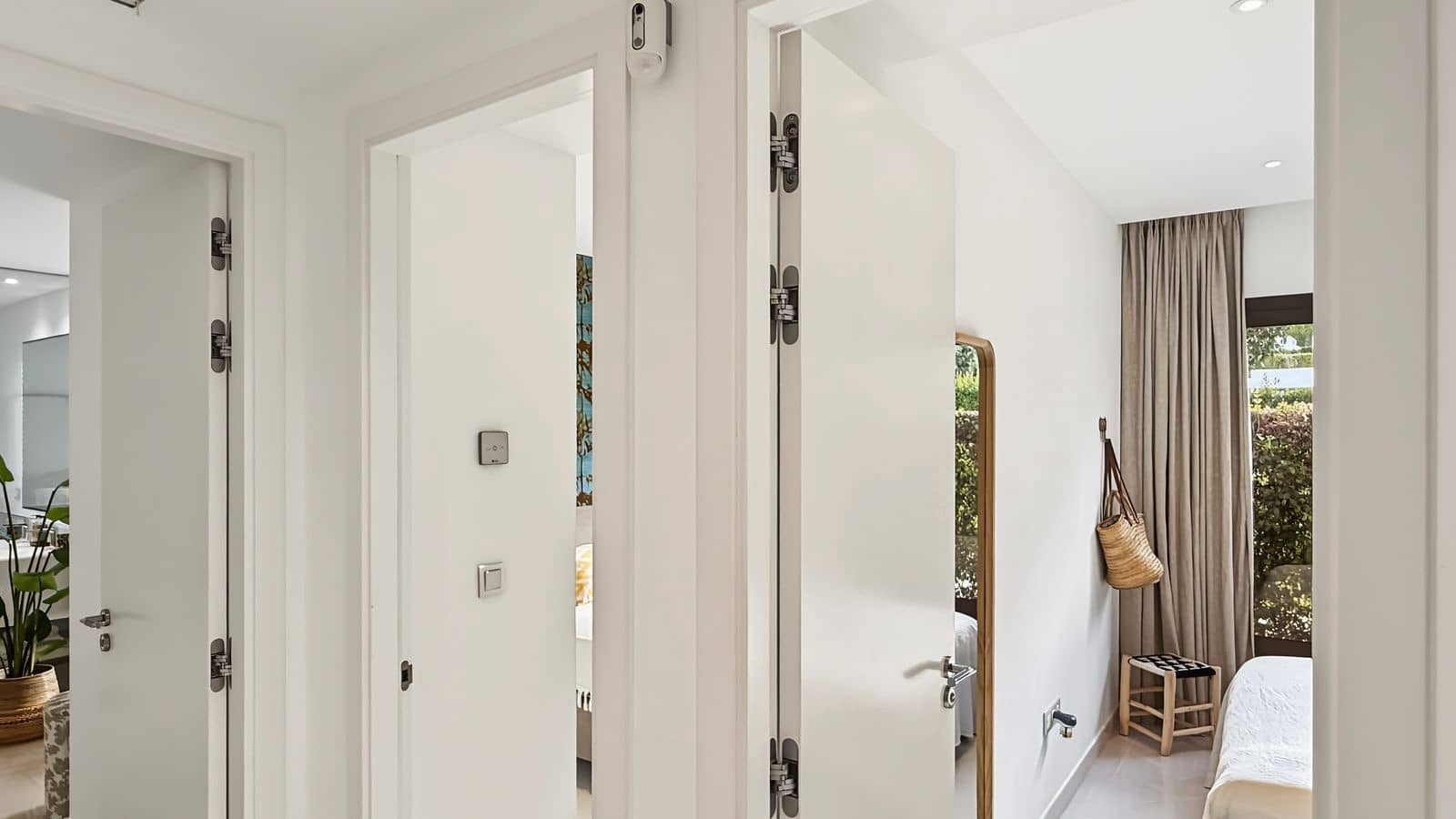 Apartamento de 3 habitaciones en Estepona en venta - 899.000 € (Ref: 10097854)