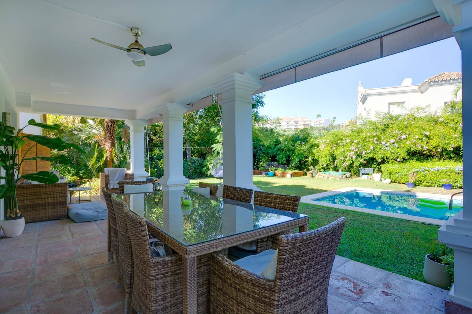 3 soverom Villa til salgs i El Paraiso - € 1 500 000 (Ref: 10097855)
