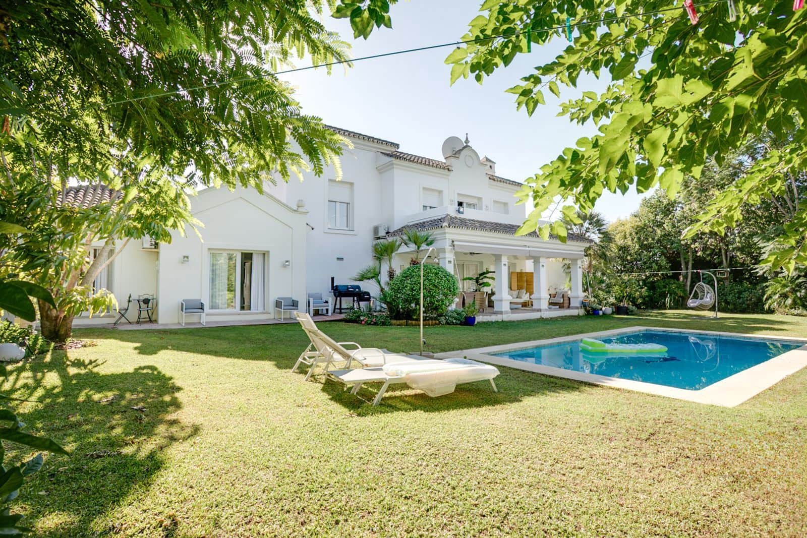 3 soverom Villa til salgs i El Paraiso - € 1 500 000 (Ref: 10097855)