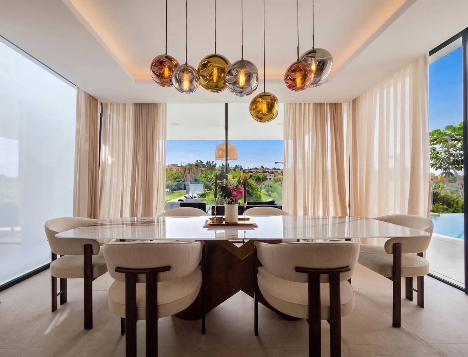 4 soveværelse Villa til salg i El Paraiso - € 1.800.000 (Ref: 10097856)