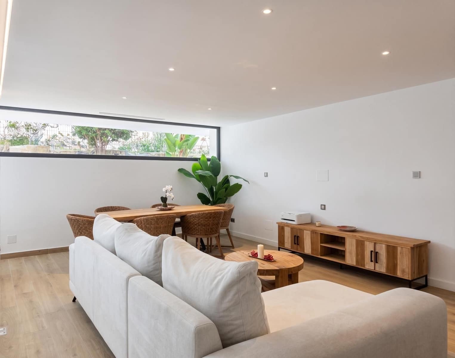 4 soveværelse Villa til salg i El Paraiso - € 1.800.000 (Ref: 10097856)