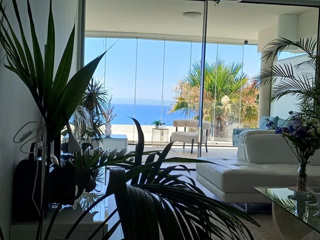 Apartamento de 2 habitaciones en Benalmádena en venta - 665.000 € (Ref: 10097859)