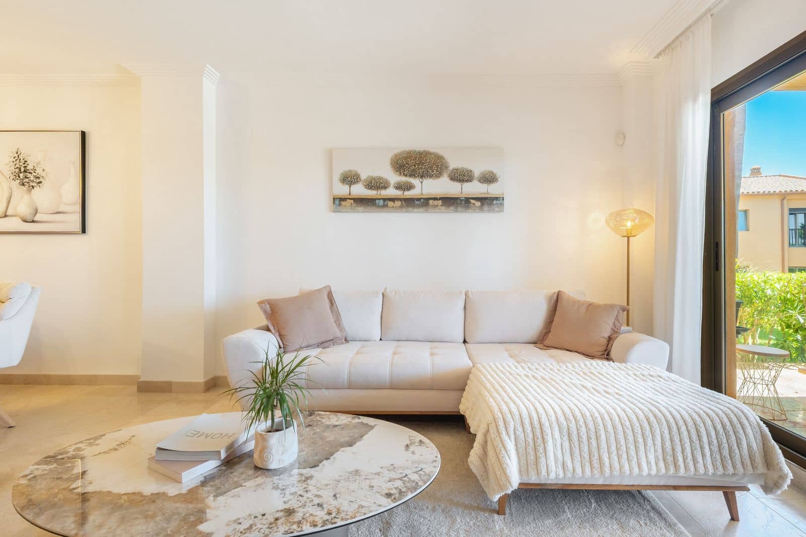 2 sovrum Lägenhet till salu i Benahavis - 650 000 € (Ref: 10097860)