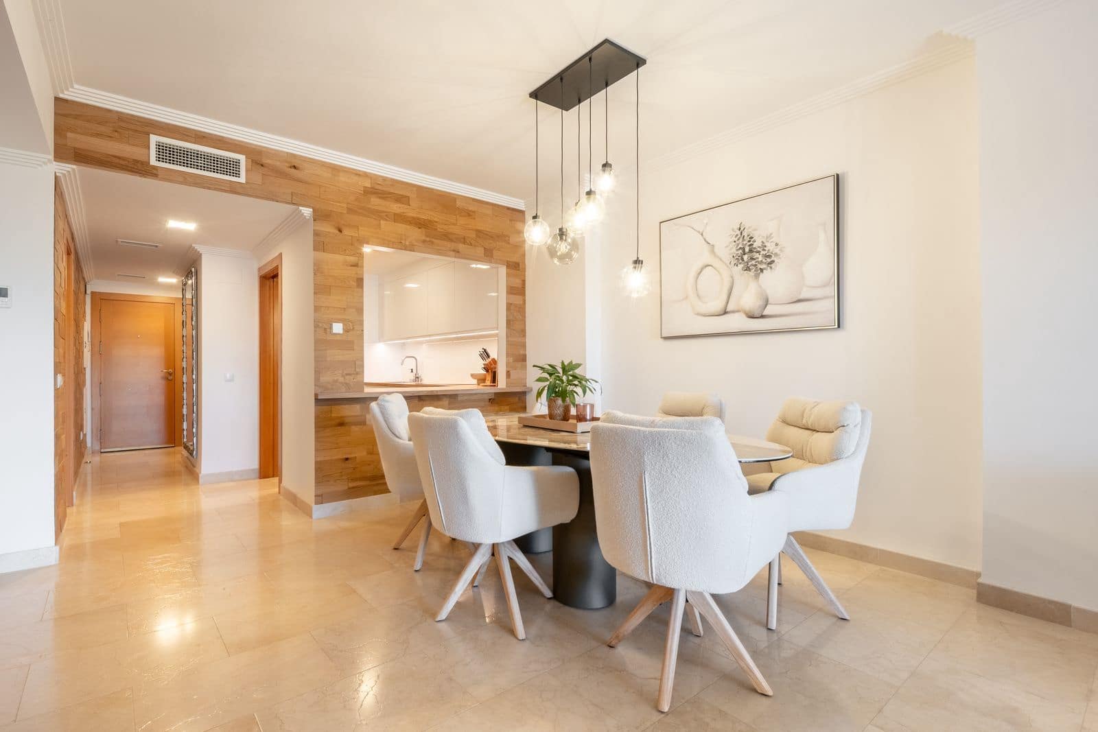 2 sovrum Lägenhet till salu i Benahavis - 650 000 € (Ref: 10097860)