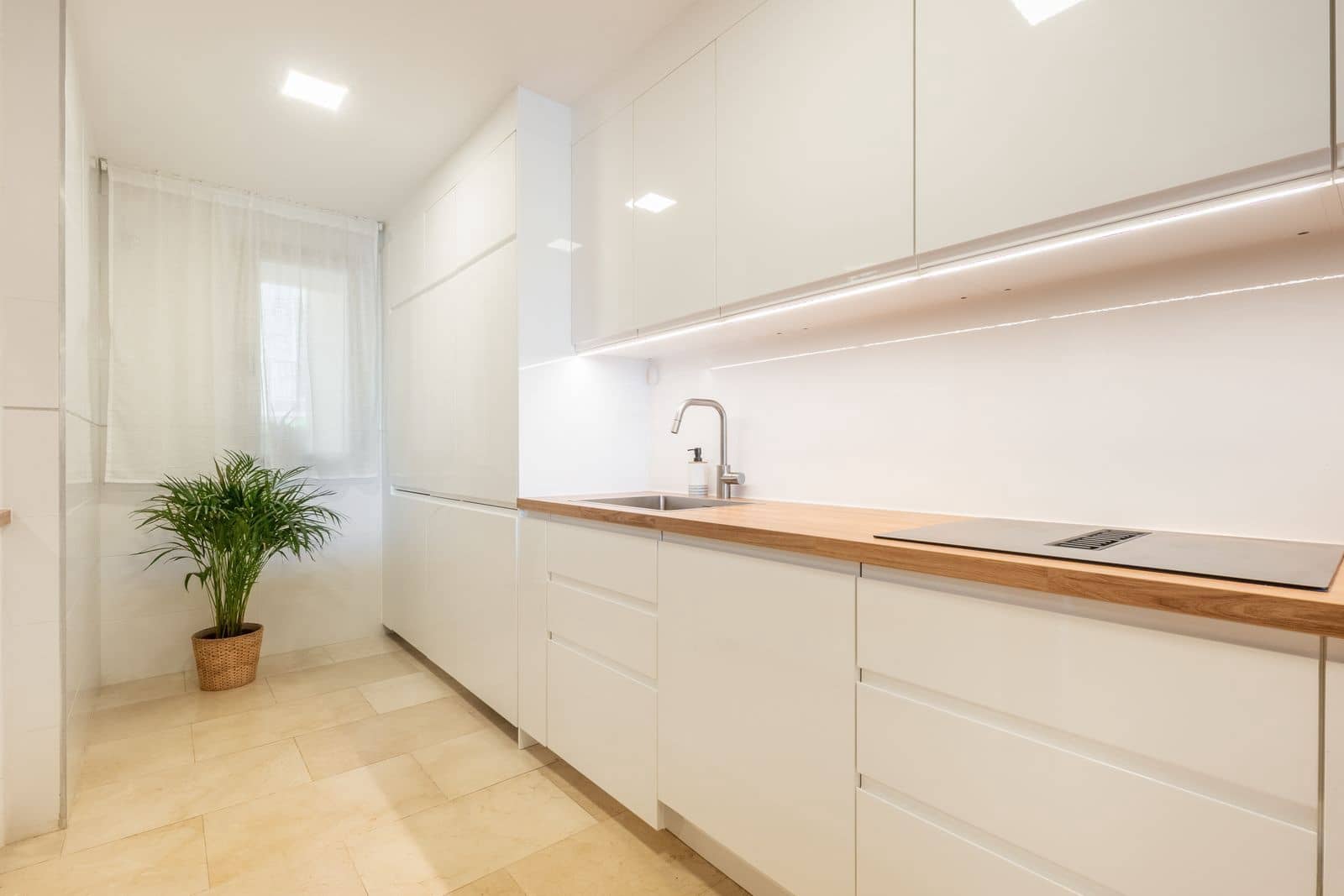 2 sovrum Lägenhet till salu i Benahavis - 650 000 € (Ref: 10097860)