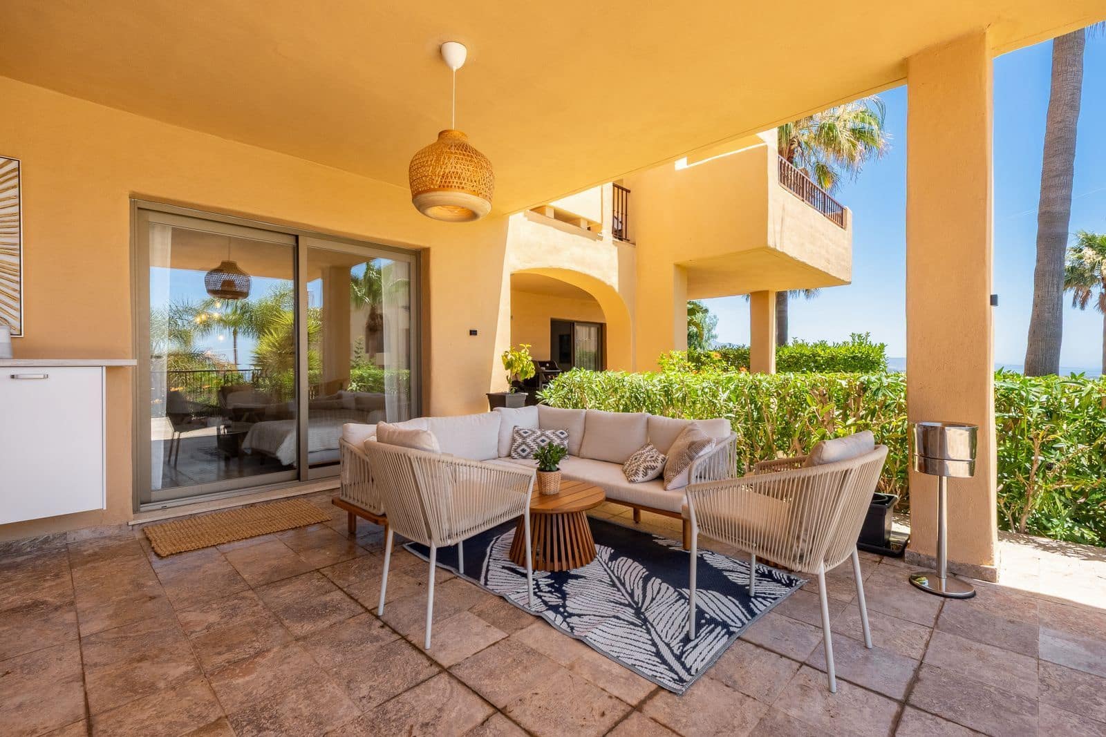 2 sovrum Lägenhet till salu i Benahavis - 650 000 € (Ref: 10097860)