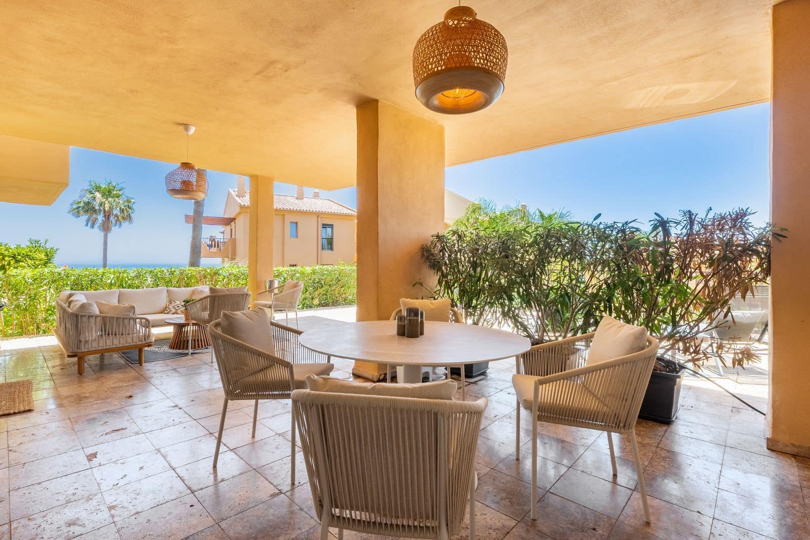 2 sovrum Lägenhet till salu i Benahavis - 650 000 € (Ref: 10097860)