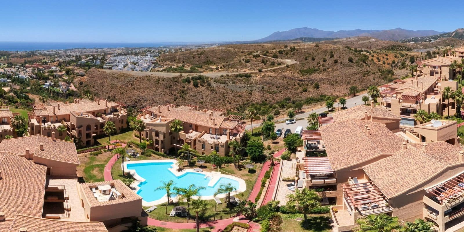 2 sovrum Lägenhet till salu i Benahavis - 650 000 € (Ref: 10097860)