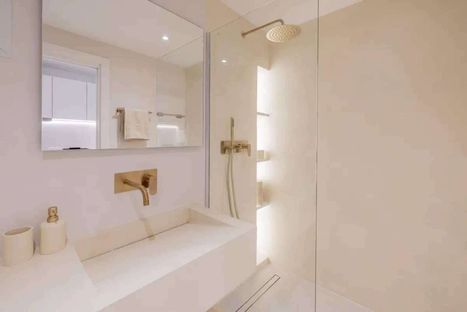1 soveværelse Lejlighed til salg i Estepona - € 259.000 (Ref: 10097861)