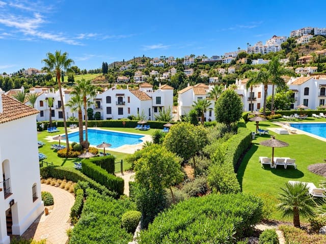 3 quarto Apartamento para venda em Los Arqueros, Benahavís - 475 000 € (Ref: 10097862)