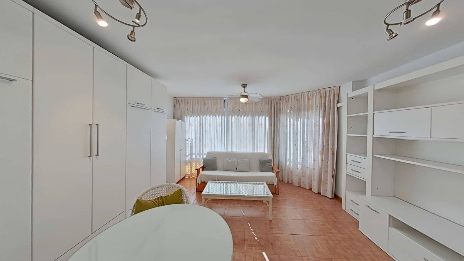 1 soverom Leilighet til salgs i Marbella - € 339 000 (Ref: 10097863)