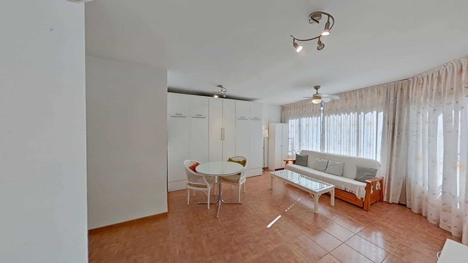 1 soverom Leilighet til salgs i Marbella - € 339 000 (Ref: 10097863)