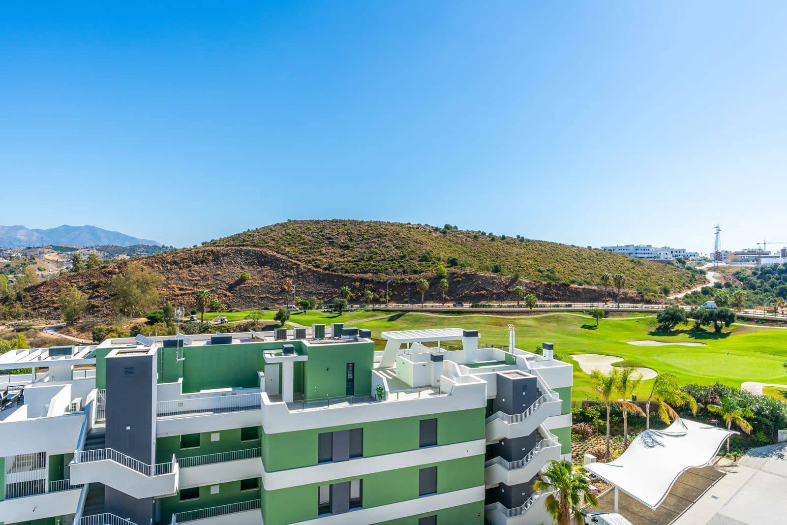 3 sovrum Lägenhet till salu i Mijas Costa med pool - 549 000 € (Ref: 10097867)