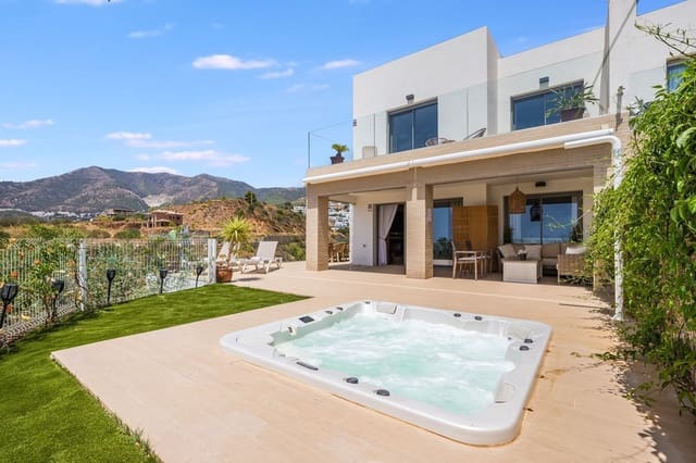 3 Zimmer Doppelhaus zu verkaufen in Mijas Costa, Mijas - 850.000 € (Ref: 10097868)