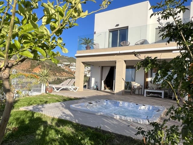 3 Zimmer Doppelhaus zu verkaufen in Mijas Costa, Mijas - 850.000 € (Ref: 10097868)