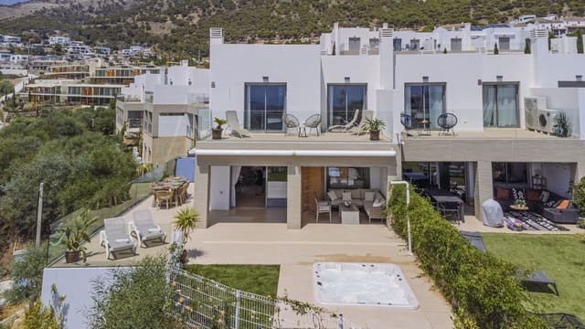 3 Zimmer Doppelhaus zu verkaufen in Mijas Costa, Mijas - 850.000 € (Ref: 10097868)