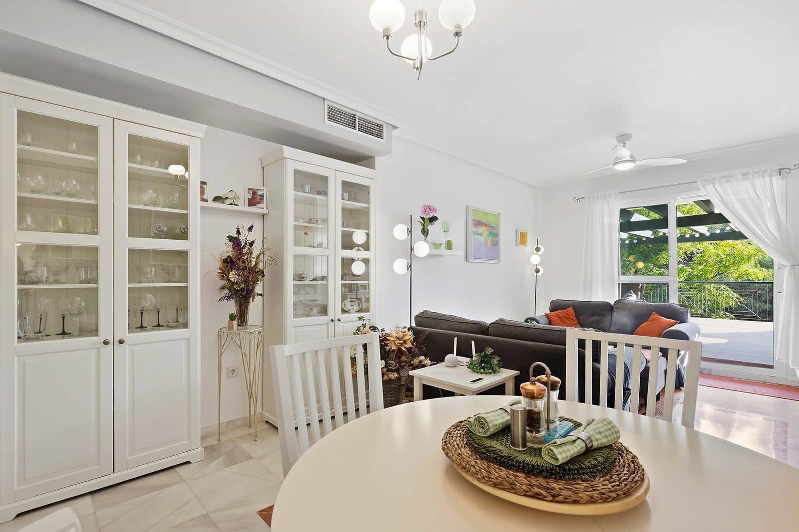 3 soverom Leilighet til salgs i Nueva Andalucia - € 595 000 (Ref: 10097871)