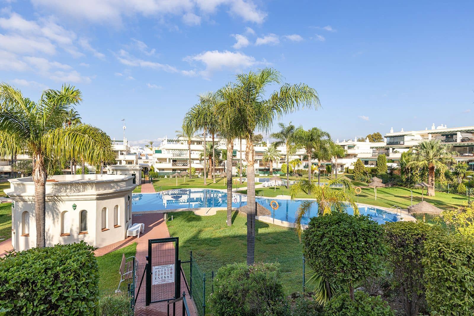 3 soverom Leilighet til salgs i Nueva Andalucia - € 595 000 (Ref: 10097871)