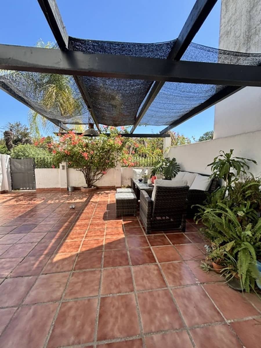 4 soveværelse Byhus til salg i Nueva Andalucia - € 749.000 (Ref: 10097872)
