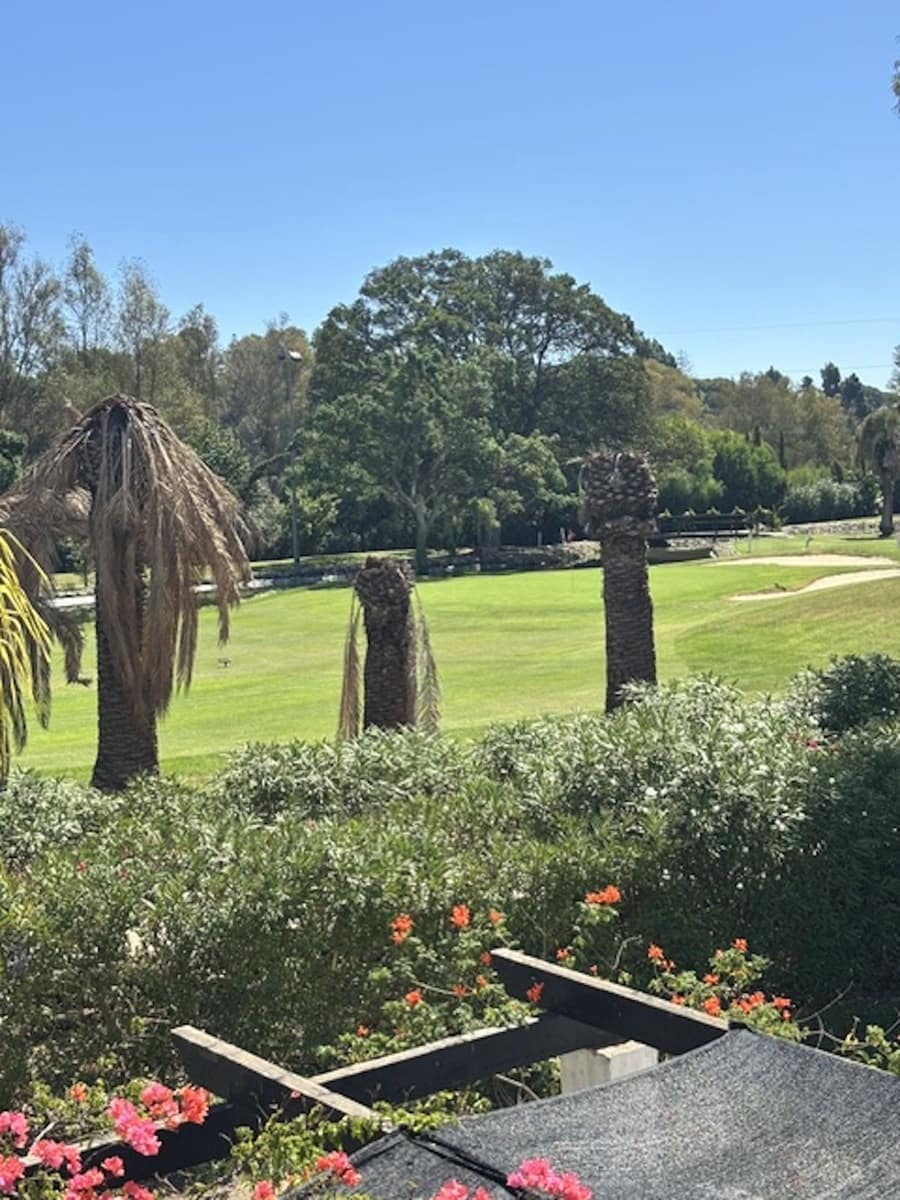 4 soveværelse Byhus til salg i Nueva Andalucia - € 749.000 (Ref: 10097872)