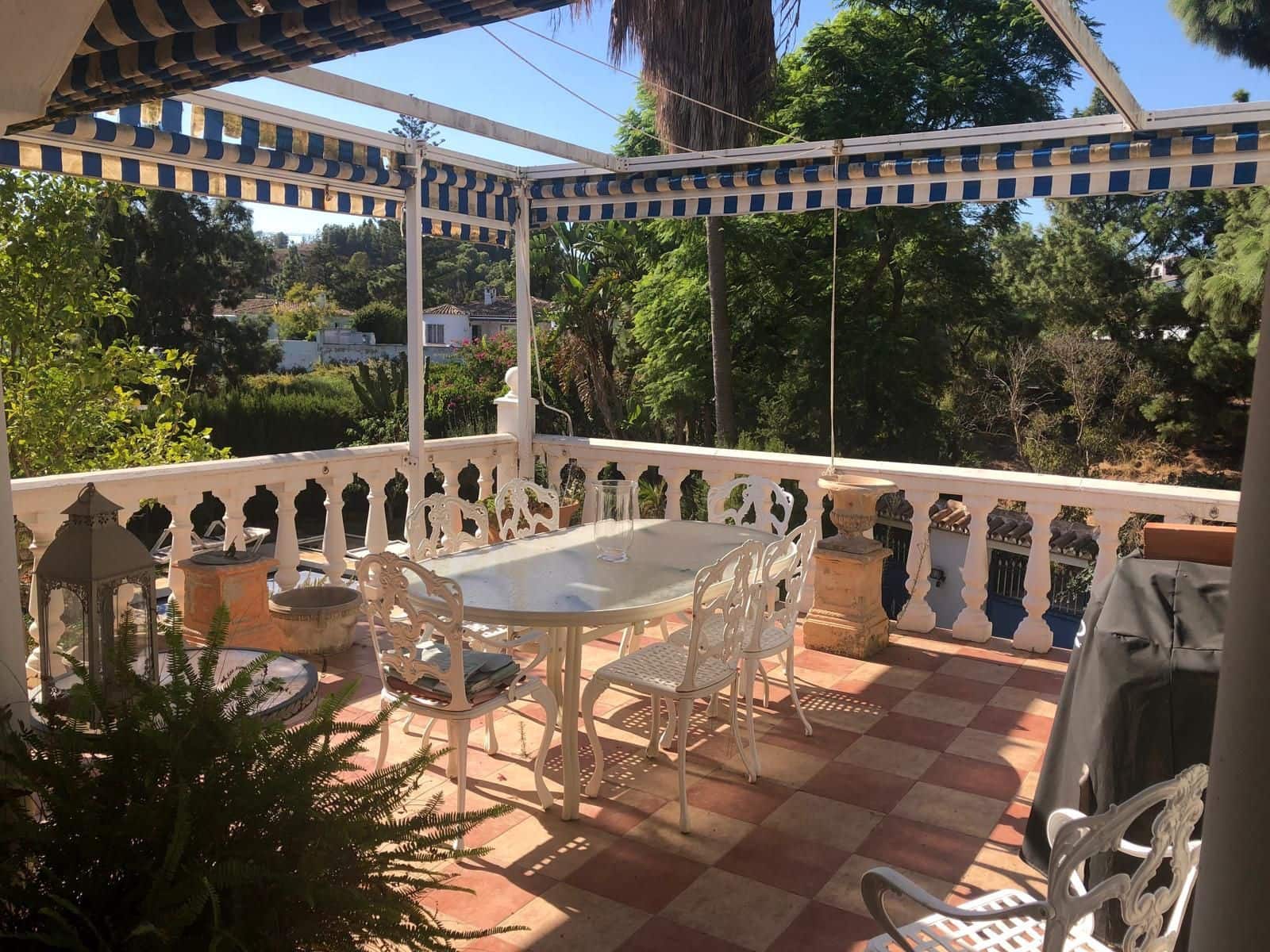 4 bedroom Villa for sale in Mijas Costa - € 975,000 (Ref: 10097873)