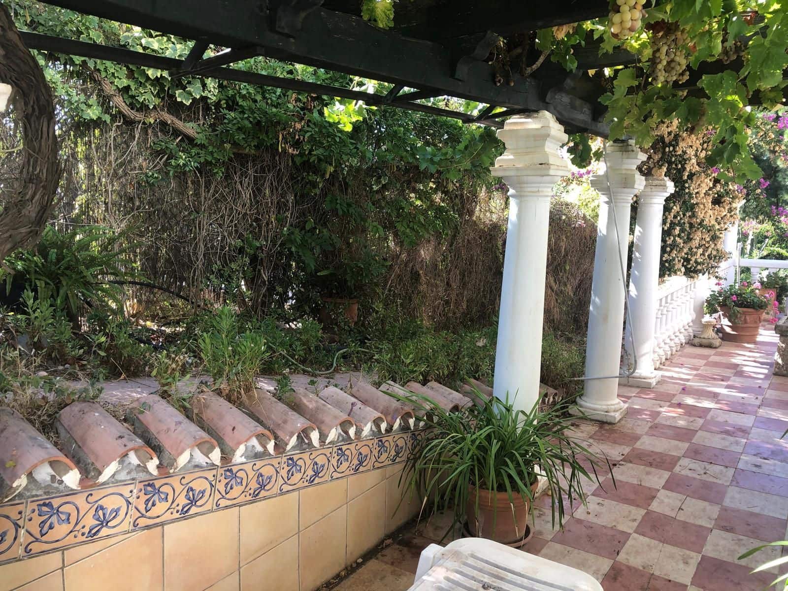 4 bedroom Villa for sale in Mijas Costa - € 975,000 (Ref: 10097873)