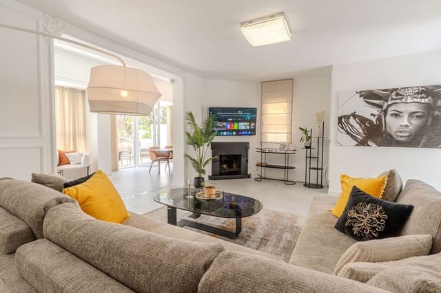 4 sypialnia Willa na sprzedaż w Nueva Andalucia, Marbella - 1 995 000 € (Ref: 10097876)