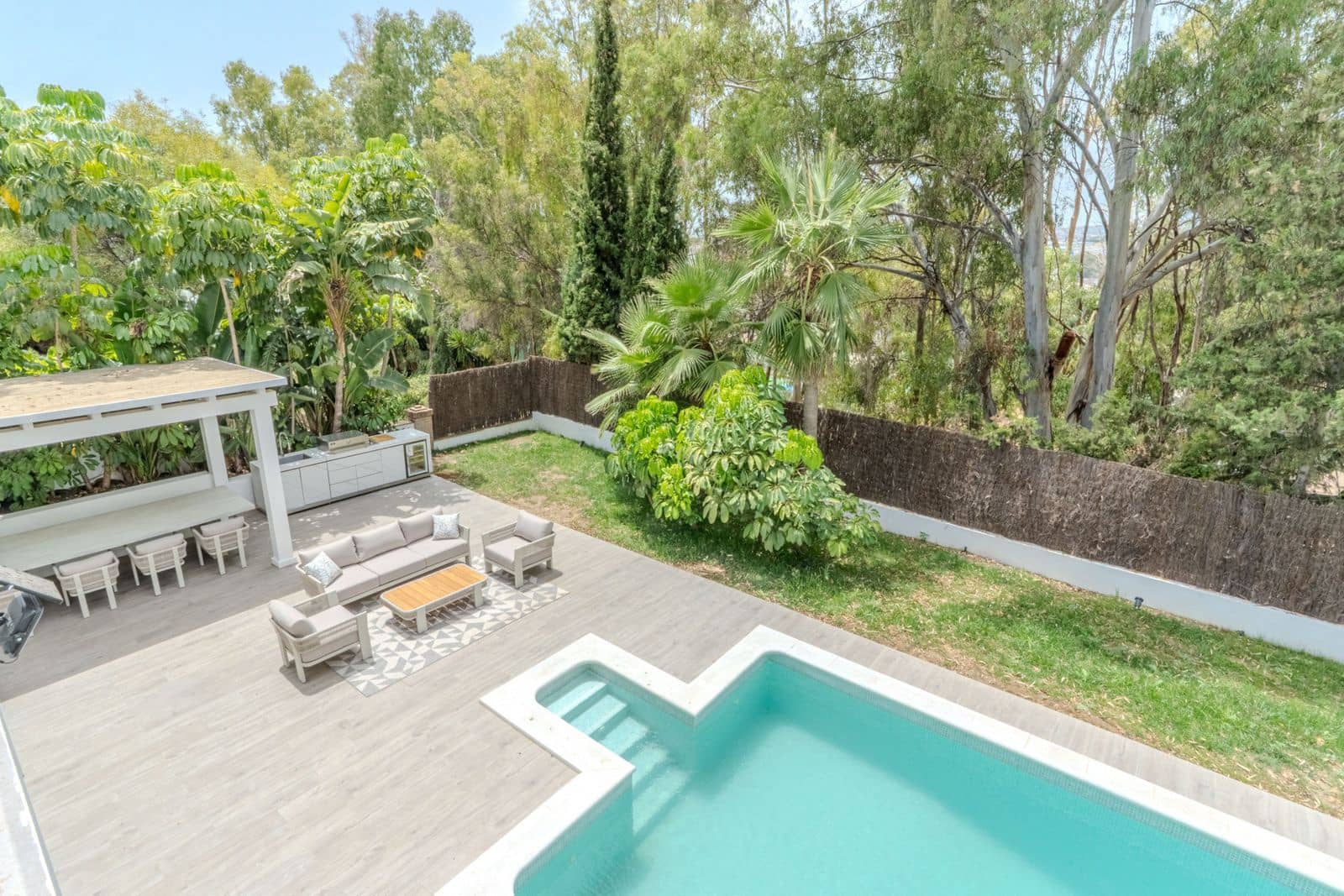 4 sypialnia Willa na sprzedaż w Nueva Andalucia - 1 995 000 € (Ref: 10097876)