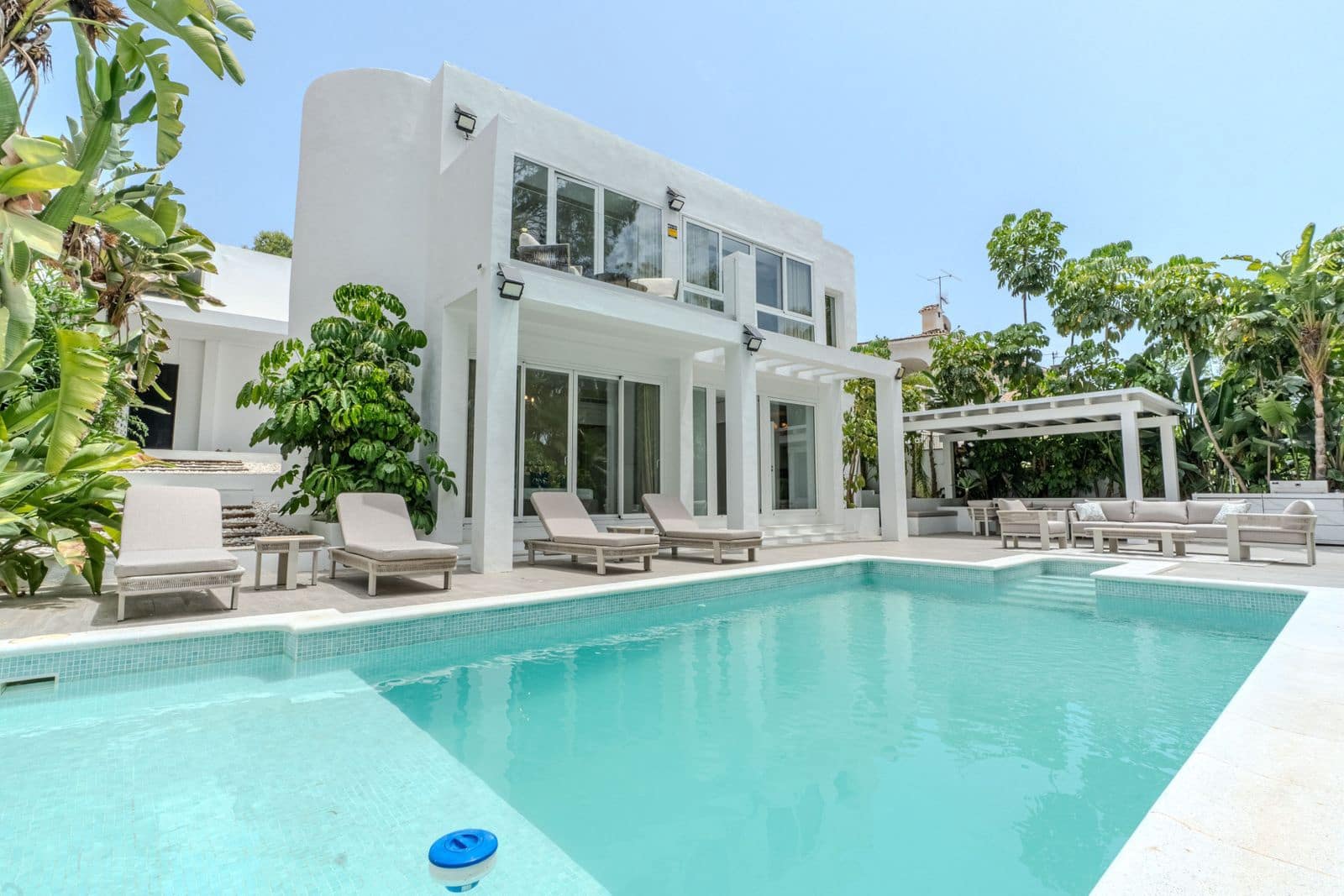 4 sypialnia Willa na sprzedaż w Nueva Andalucia - 1 995 000 € (Ref: 10097876)