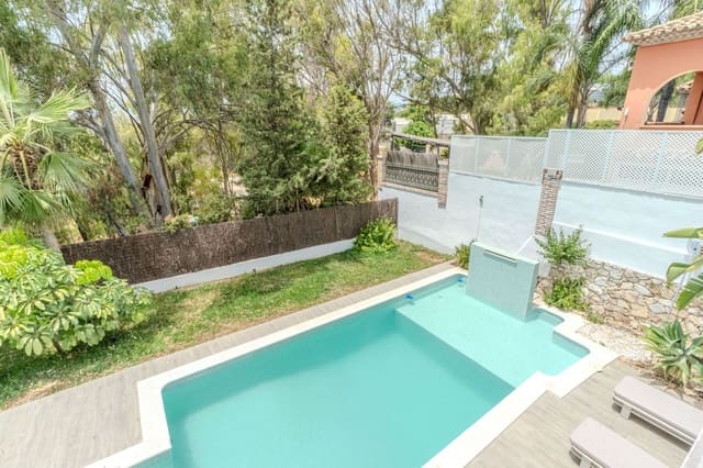 4 sypialnia Willa na sprzedaż w Nueva Andalucia, Marbella - 1 995 000 € (Ref: 10097876)