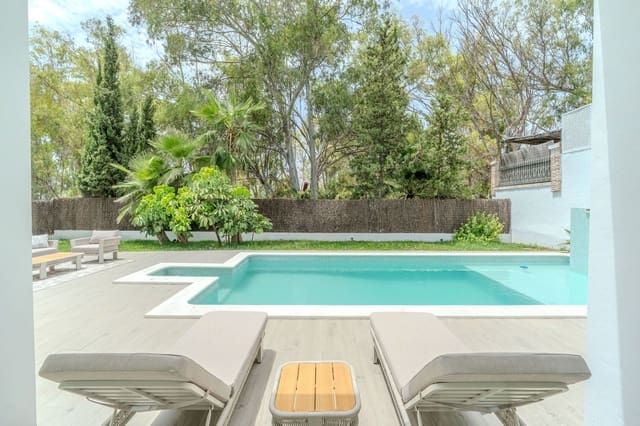 4 sypialnia Willa na sprzedaż w Nueva Andalucia, Marbella - 1 995 000 € (Ref: 10097876)