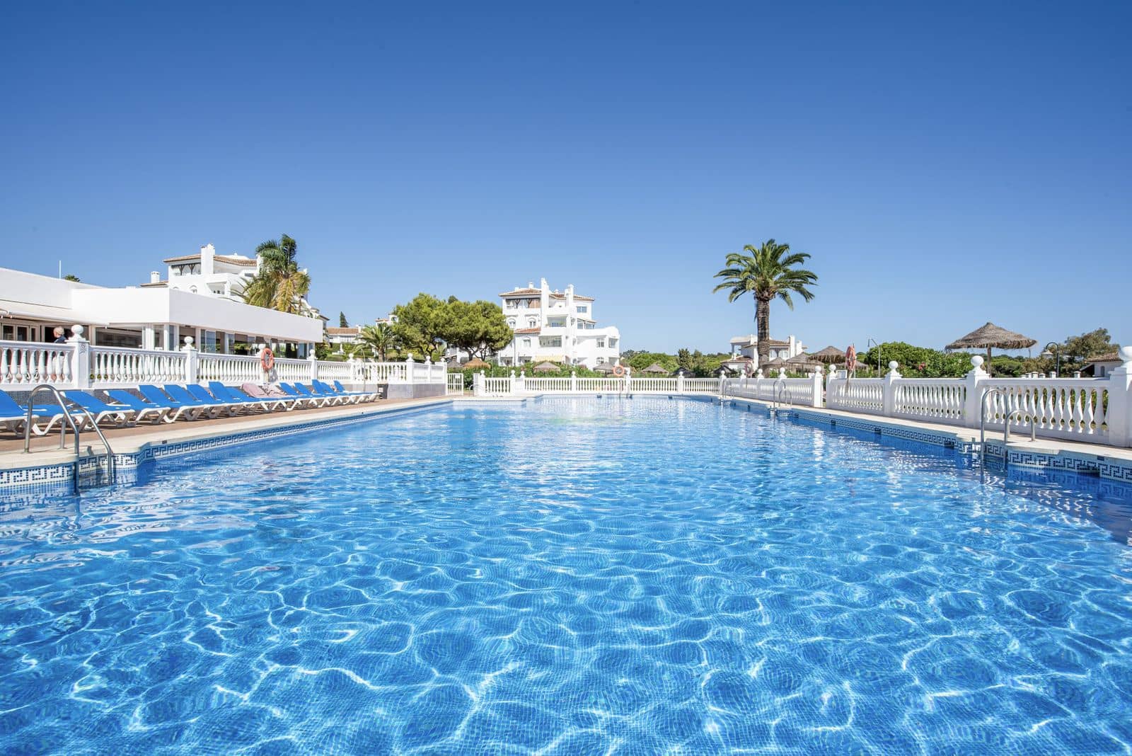 Apartamento de 3 habitaciones en Elviria en venta - 720.000 € (Ref: 10097878)