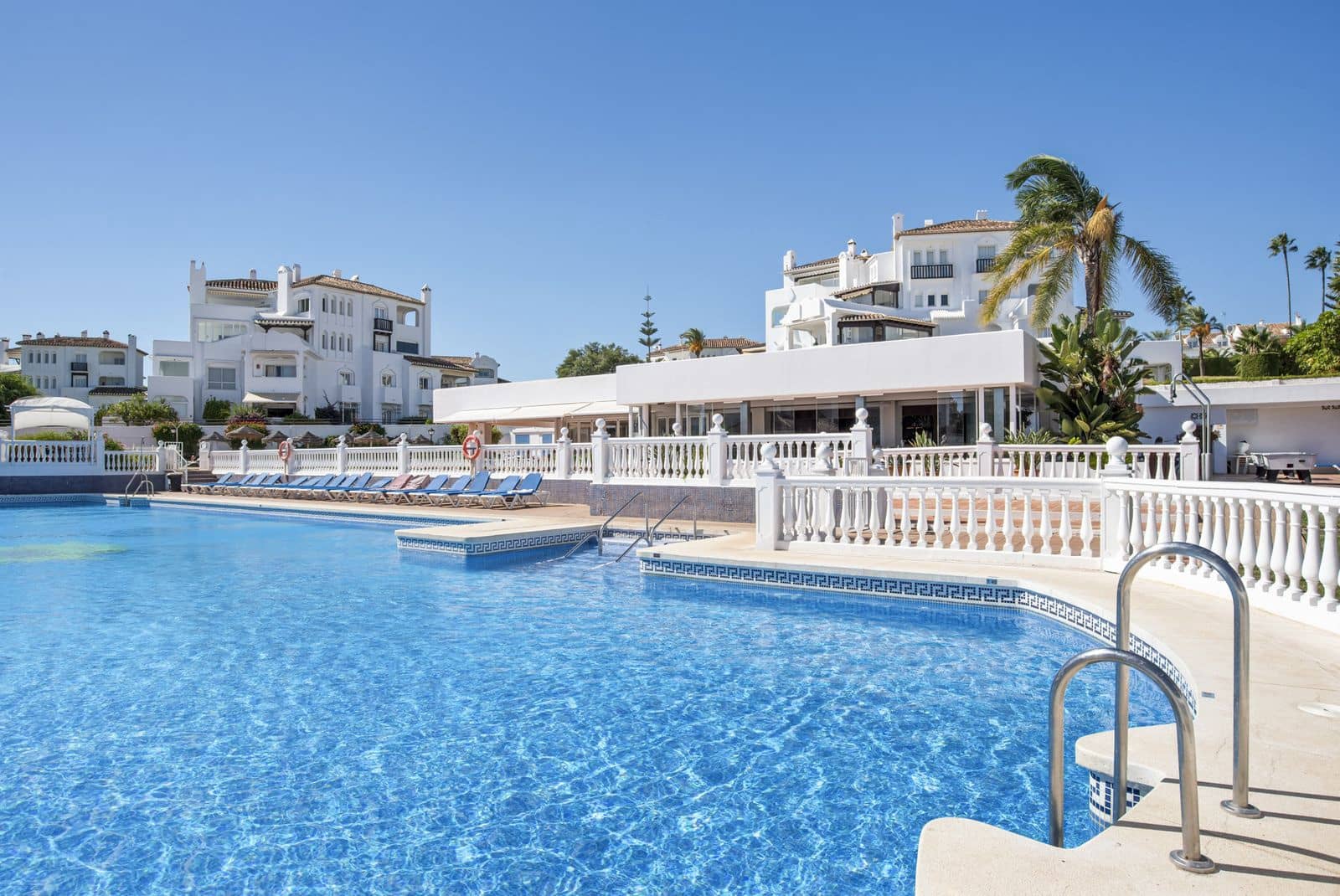 Apartamento de 3 habitaciones en Elviria en venta - 720.000 € (Ref: 10097878)