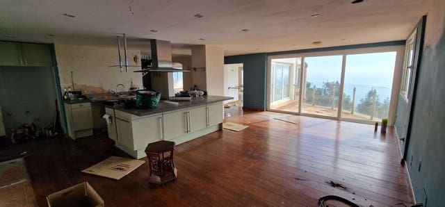 5 makuuhuone Huvila myytävänä paikassa Manilva - 1 400 000 € (Ref: 10097882)