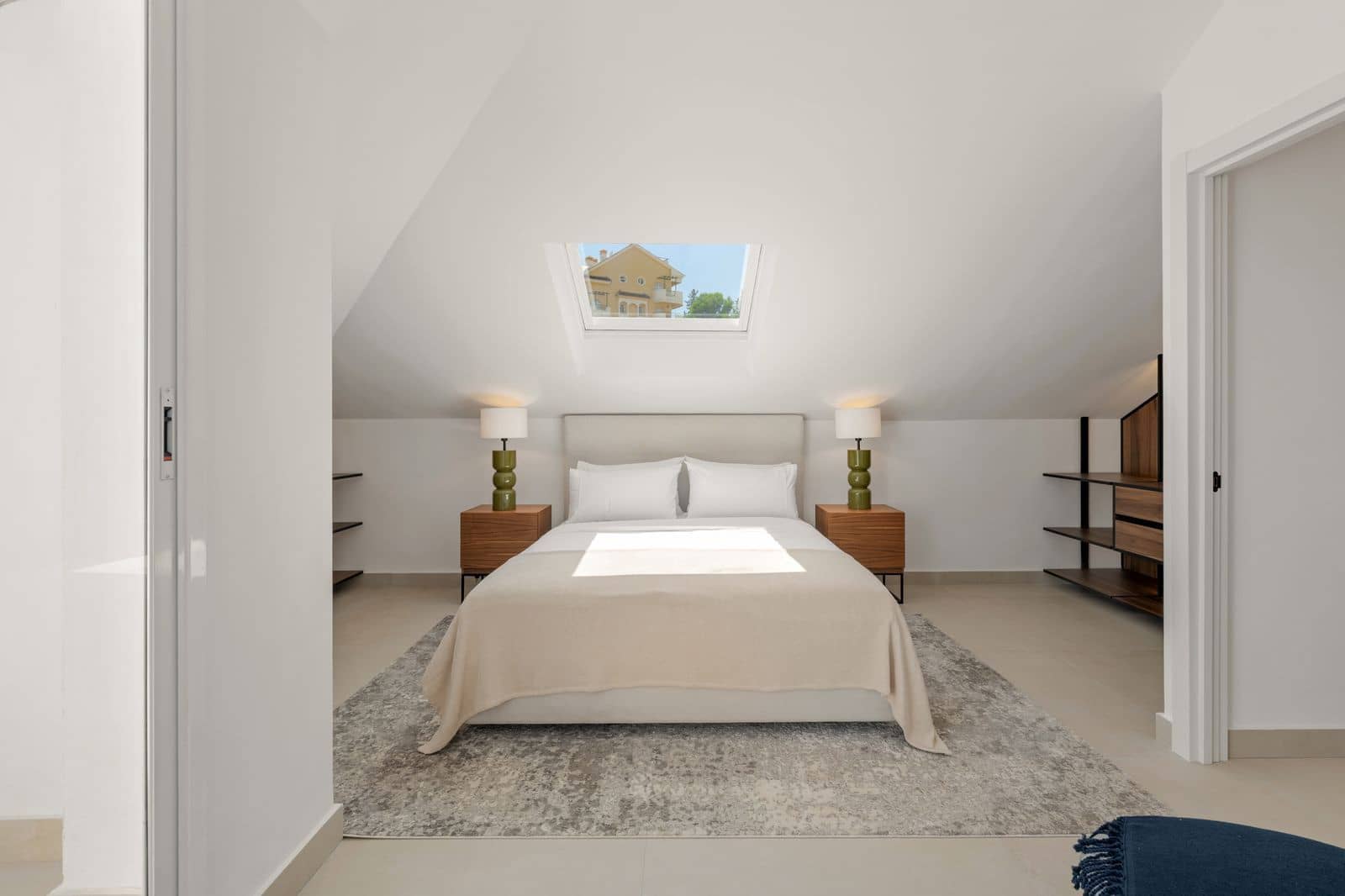 3 makuuhuone Kattohuoneisto myytävänä paikassa Nueva Andalucia - 1 375 000 € (Ref: 10097897)