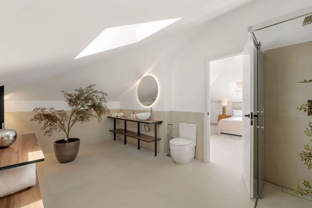 3 sovrum Takvåning till salu i Nueva Andalucia, Marbella - 1 375 000 € (Ref: 10097897)