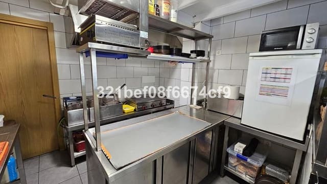 Bedrijf te koop in Estepona - € 297.000 (Ref: 10097899)