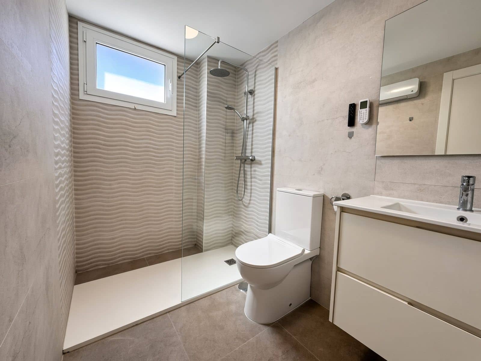 Ático de 3 habitaciones en Casares en venta - 415.000 € (Ref: 10097901)