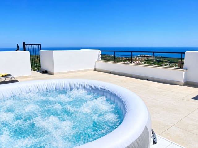 Ático de 3 habitaciones en Casares en venta - 415.000 € (Ref: 10097901)