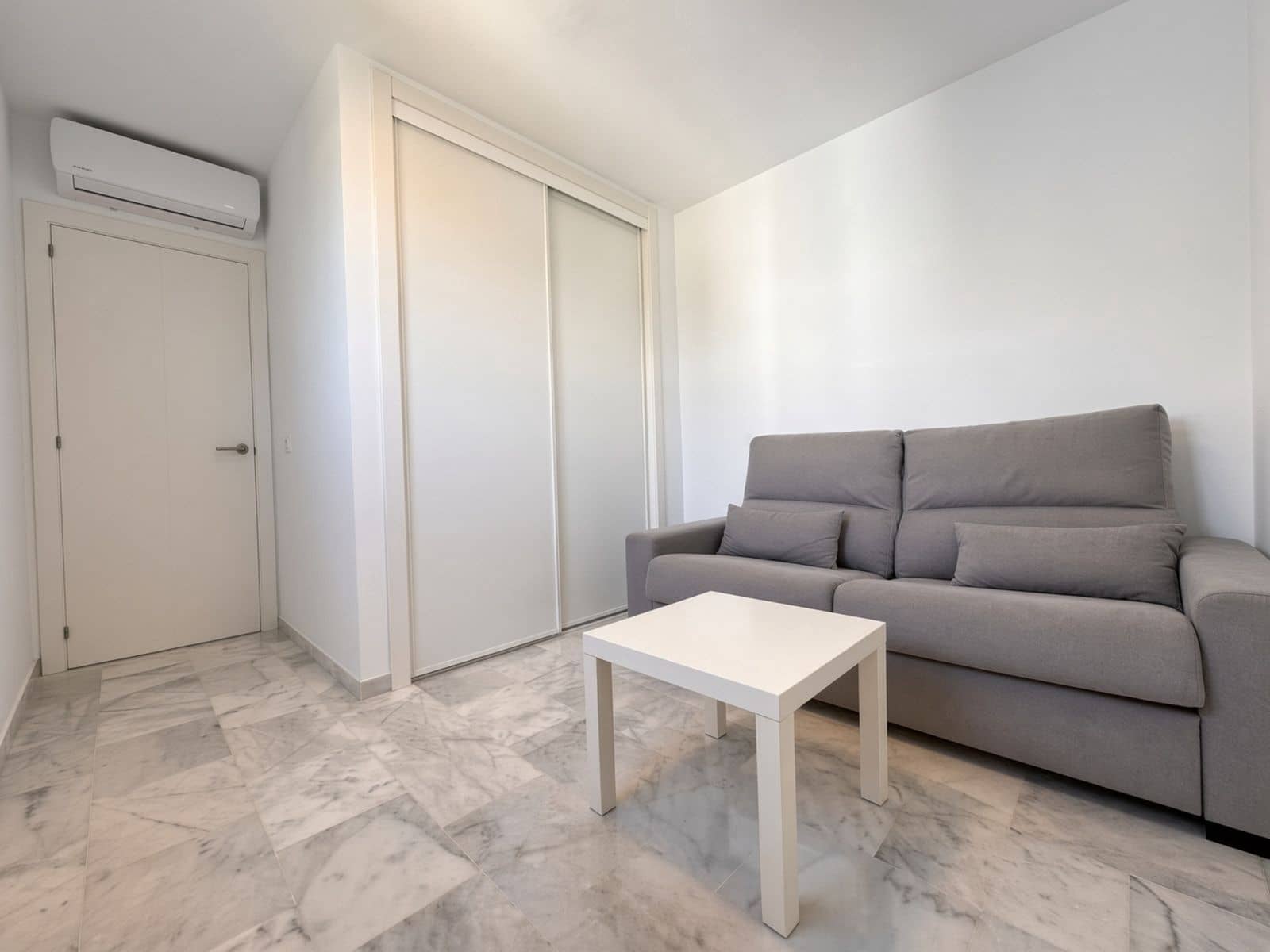 Ático de 3 habitaciones en Casares en venta - 415.000 € (Ref: 10097901)
