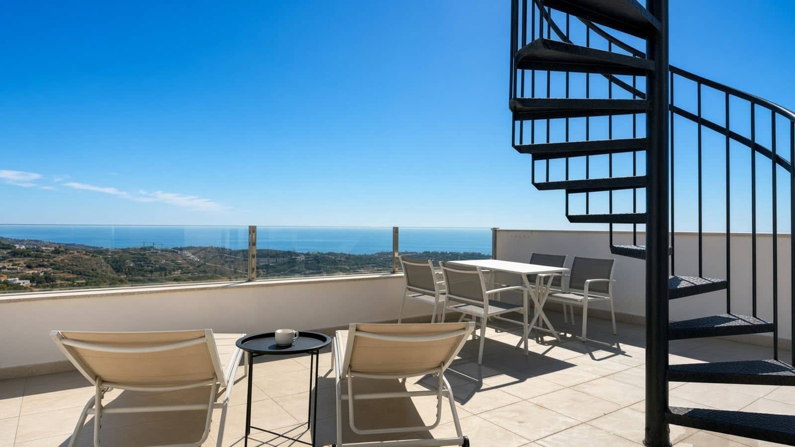 Ático de 3 habitaciones en Casares en venta - 415.000 € (Ref: 10097901)