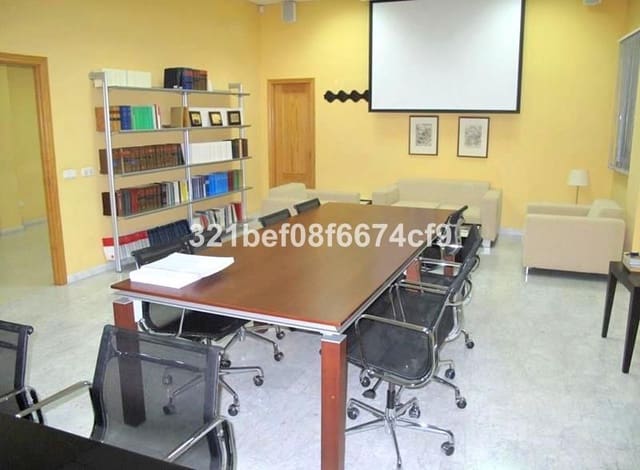 Kommersiell til salgs i Estepona - € 910 000 (Ref: 10097903)