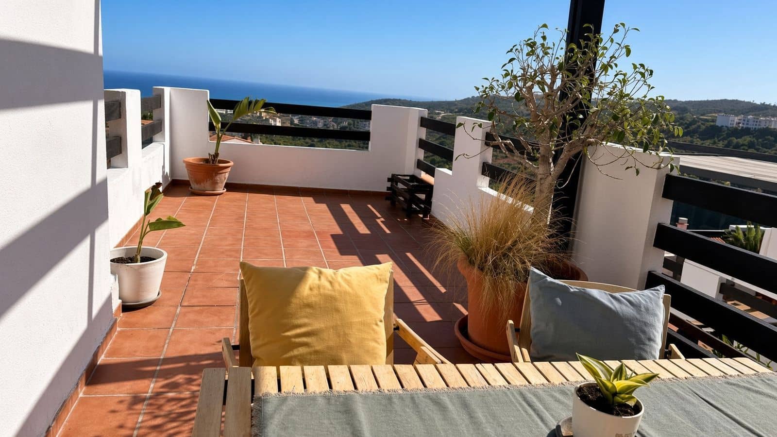 3 soverom Leilighet til salgs i La Duquesa / Puerto de la Duquesa - € 320 000 (Ref: 10097904)