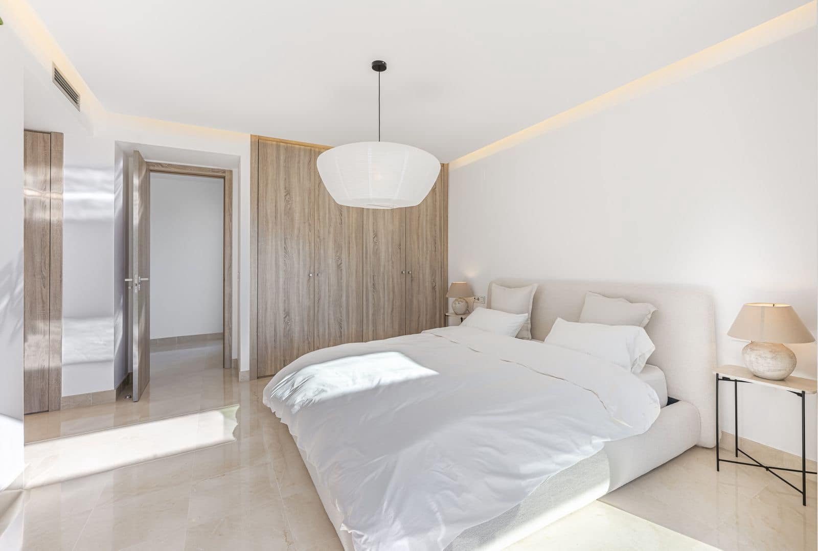 3 sypialnia Penthouse na sprzedaż w Benahavis - 1 050 000 € (Ref: 10097906)