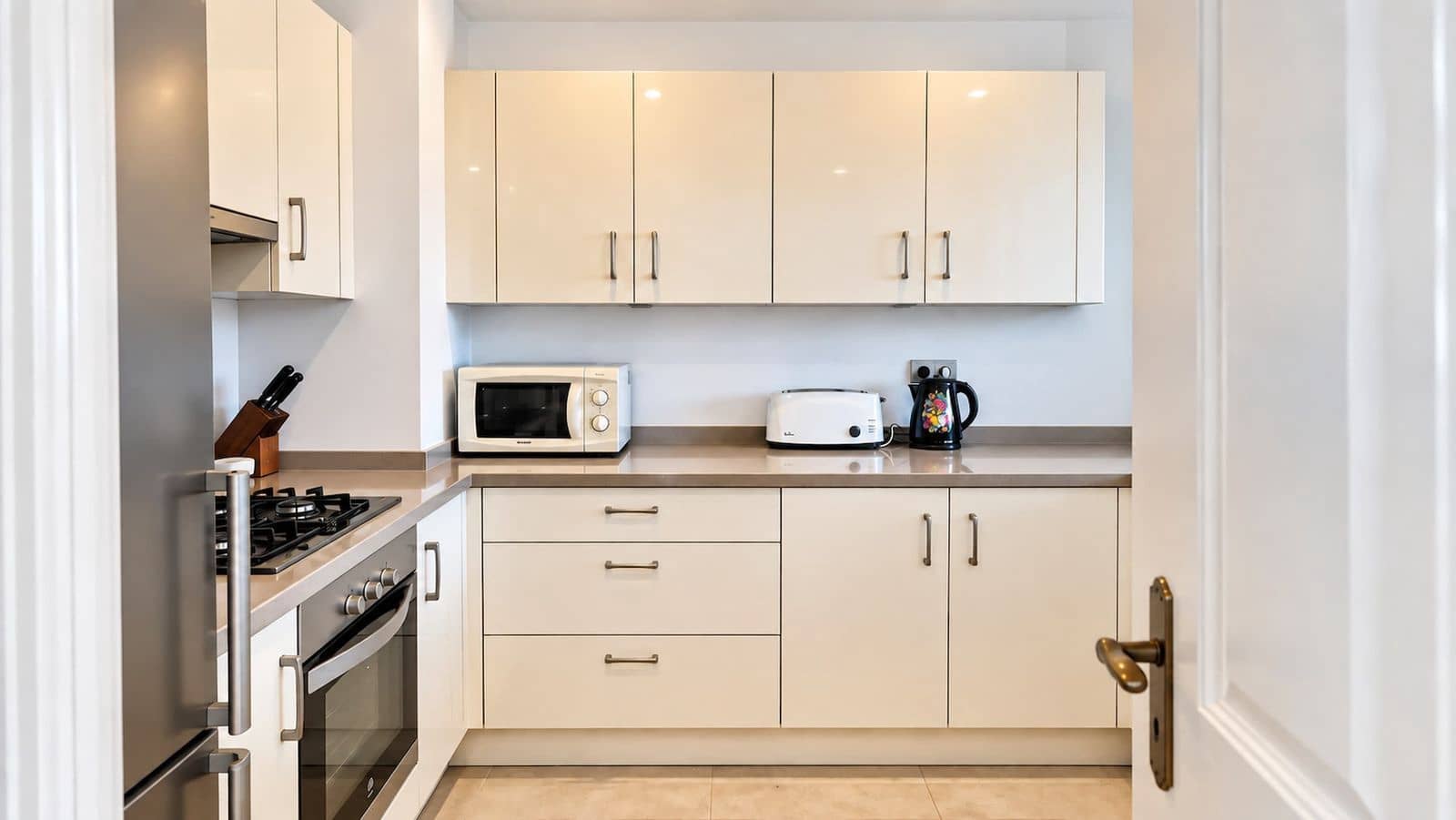2 sypialnia Penthouse na sprzedaż w La Duquesa / Puerto de la Duquesa - 260 000 € (Ref: 10097907)