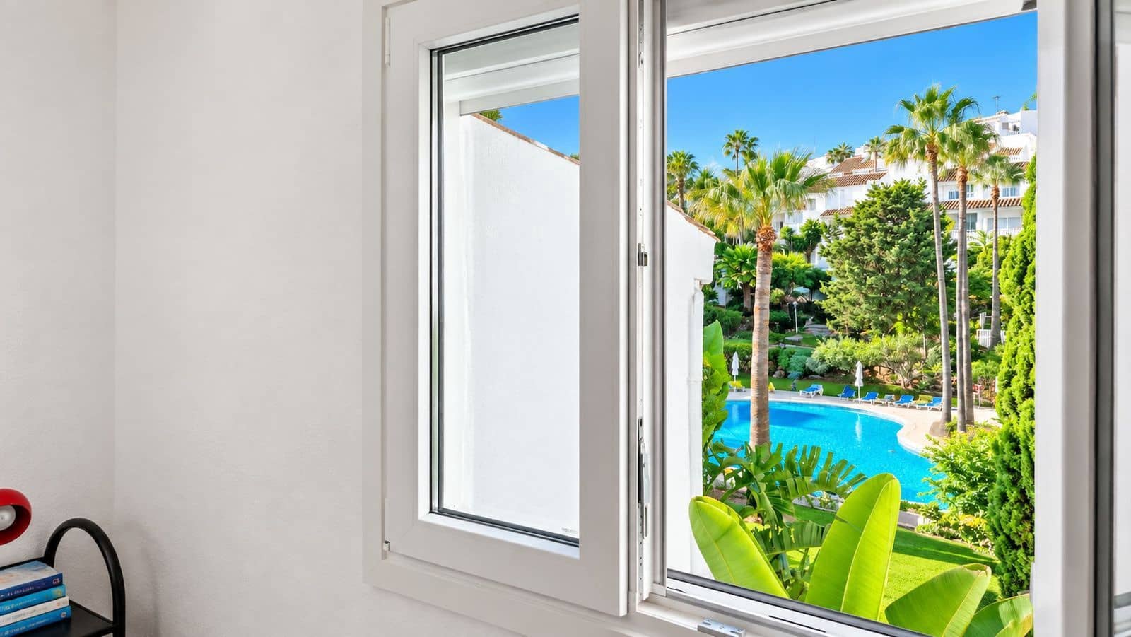 2 sypialnia Penthouse na sprzedaż w La Duquesa / Puerto de la Duquesa - 260 000 € (Ref: 10097907)