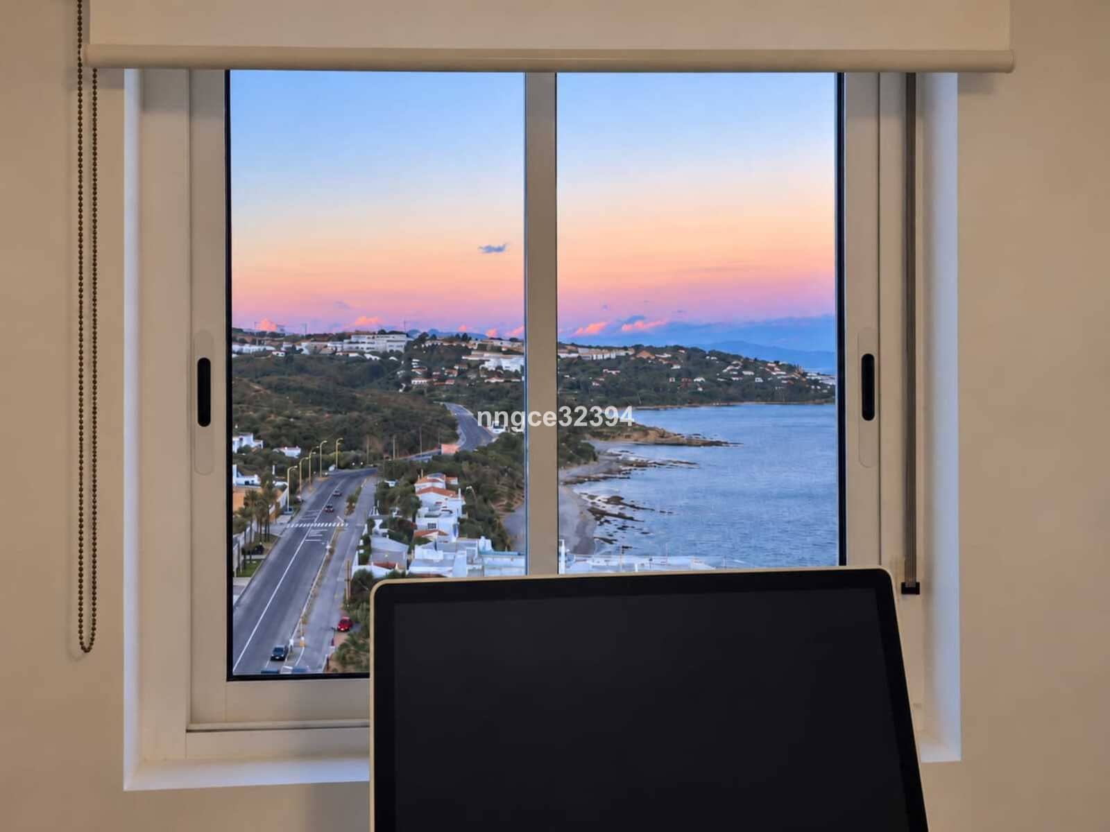 3 slaapkamer Penthouse te koop in Torreguadiaro - € 615.000 (Ref: 10097909)